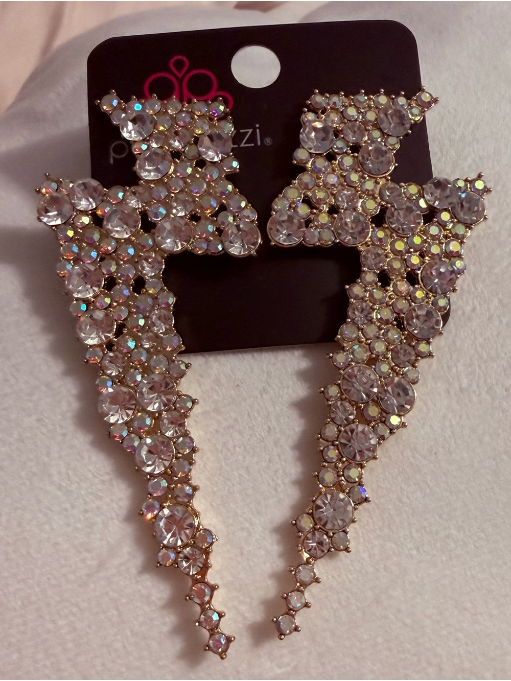 🌩️🫶Sparkling Lightning Bolt Crystal Drop Earrings, NWT!🫶🌩️